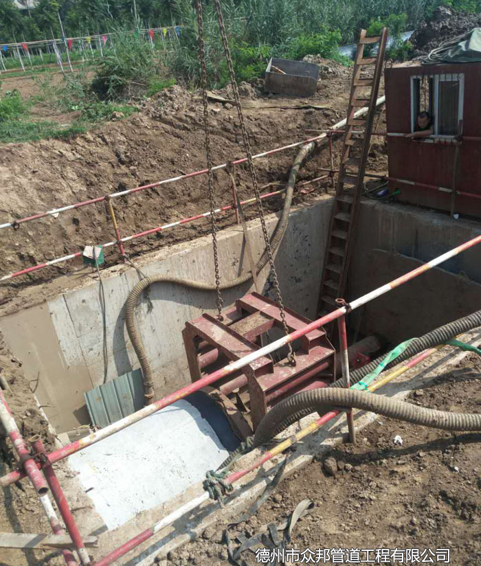 頂管施工鋪設(shè)天津天然氣管道現(xiàn)場(chǎng)